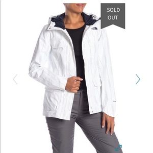 The North Face Wynes Quad Pocket Jacket